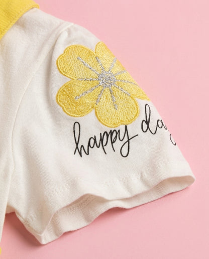 Jardineira Amarela + blusa Happy